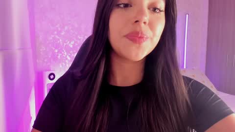 Snapshot of salomee_11 chatting on 02/03/25, 01:52 salo online show from 02/03/25, 01:52