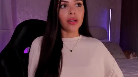 Snapshot of salomee_11 chatting on 02/19/25, 02:12 salo online show from 02/19/25, 02:12