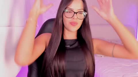 Snapshot of salomee_11 chatting on 02/26/25, 02:26 salo online show from 02/26/25, 02:26