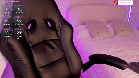 Snapshot of salomee_11 chatting on 03/04/25, 06:15 salo online show from 03/04/25, 06:15