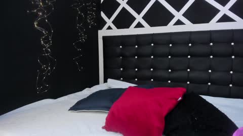 Snapshot of salomee_foxx_ chatting on 01/25/25, 11:55 Salome online show from 01/25/25, 11:55