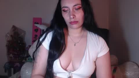 Snapshot of salomefox2 chatting on 02/01/25, 04:14 yenny online show from 02/01/25, 04:14