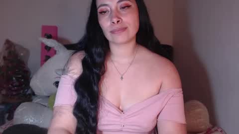 Snapshot of salomefox2 chatting on 02/15/25, 07:27 yenny online show from 02/15/25, 07:27