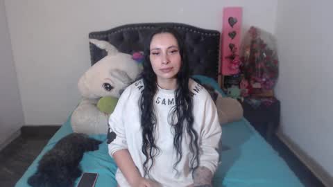 Snapshot of salomefox2 chatting on 11/13/25, 03:16 yenny online show from 11/13/25, 03:16