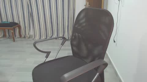 Snapshot of salomesaints chatting on 11/07/25, 01:16 salome online show from 11/07/25, 01:16