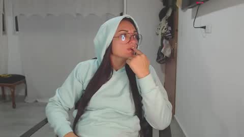 Snapshot of salomesaints chatting on 12/20/25, 01:34 salome online show from 12/20/25, 01:34