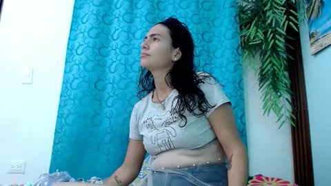 salomesmit666 online show from 11/24/25, 07:35