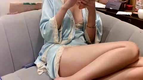 saloni_india online show from 05/20/26, 04:46