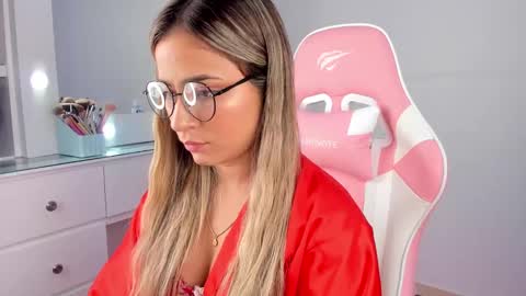 Salome online show from 03/07/25, 03:40