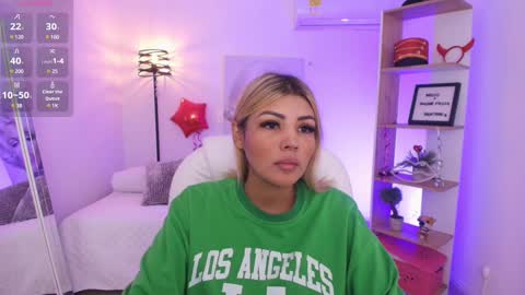 Snapshot of saloomee__ chatting on 02/15/25, 10:00 SALOME online show from 02/15/25, 10:00