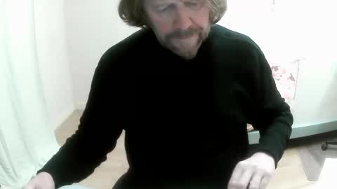 Saltimbanquier  Salt  ou  Banquier  online show from 12/06/24, 01:00