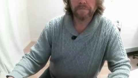 Saltimbanquier  Salt  ou  Banquier  online show from 12/17/24, 07:26