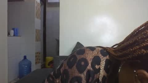 Snapshot of salty_surprise_ chatting on 12/01/24, 11:36 salty_surprise_ online show from 12/01/24, 11:36