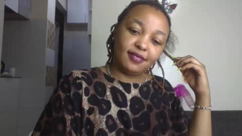 Snapshot of salty_surprise_ chatting on 12/03/24, 01:08 salty_surprise_ online show from 12/03/24, 01:08