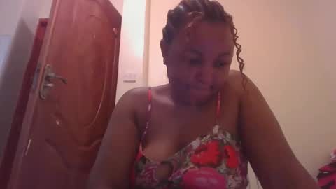 Snapshot of salty_surprise_ chatting on 12/15/24, 11:55 salty_surprise_ online show from 12/15/24, 11:55