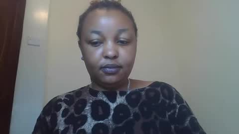 Snapshot of salty_surprise_ chatting on 01/08/25, 04:00 salty_surprise_ online show from 01/08/25, 04:00