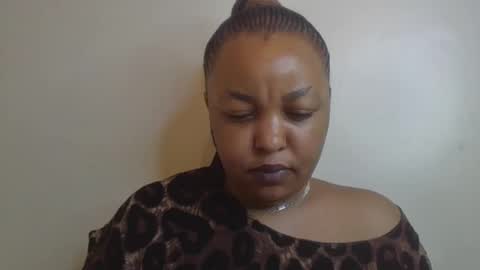 Snapshot of salty_surprise_ chatting on 01/16/25, 02:41 salty_surprise_ online show from 01/16/25, 02:41