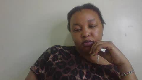 Snapshot of salty_surprise_ chatting on 03/06/25, 12:32 salty_surprise_ online show from 03/06/25, 12:32