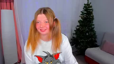 Snapshot of salut_love chatting on 12/06/24, 03:33 Ruby online show from 12/06/24, 03:33