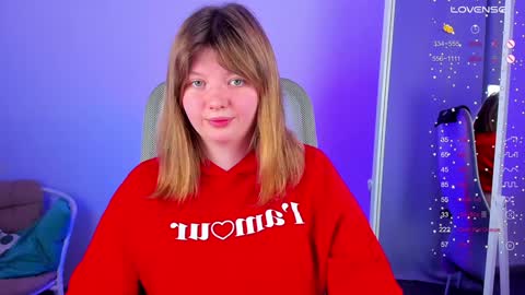 Snapshot of salut_love chatting on 01/18/25, 01:29 Ruby online show from 01/18/25, 01:29