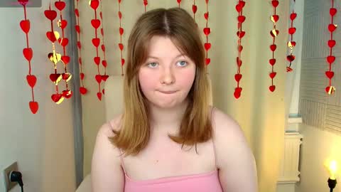 Snapshot of salut_love chatting on 02/11/25, 03:29 Ruby online show from 02/11/25, 03:29