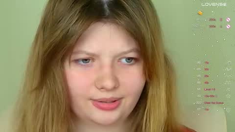 Snapshot of salut_love chatting on 02/28/25, 03:37 Ruby online show from 02/28/25, 03:37