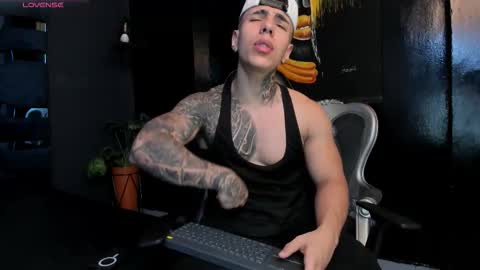 SALVATORE online show from 11/18/25, 05:28