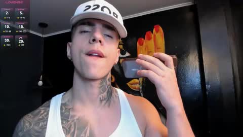 SALVATORE online show from 11/24/25, 05:23