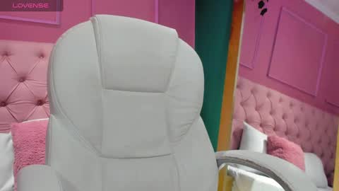 salvatore  online show from 01/10/25, 04:33