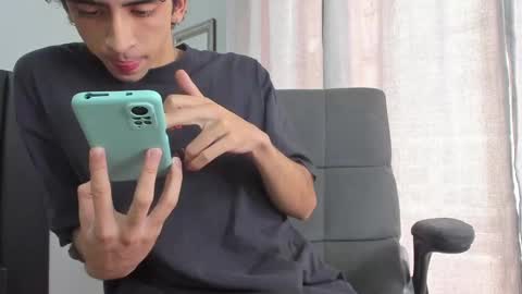 salvatore  online show from 02/12/25, 02:54