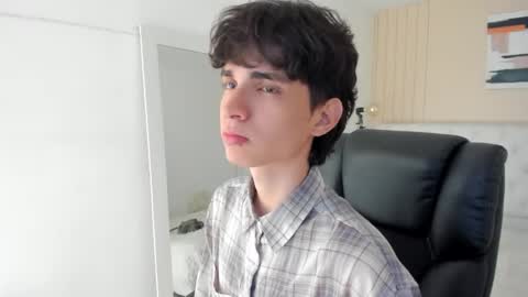 salvatore  online show from 02/26/26, 06:40