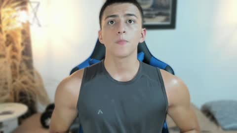 Salvatore online show from 02/06/25, 01:27