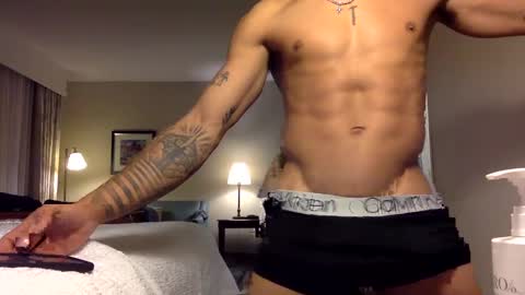 sam9826wh online show from 12/14/24, 03:40