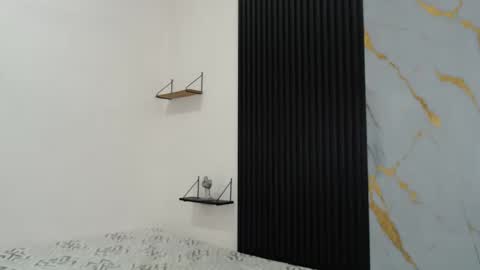 Snapshot of sam_and_mike chatting on 01/18/25, 05:15 sammmikee online show from 01/18/25, 05:15