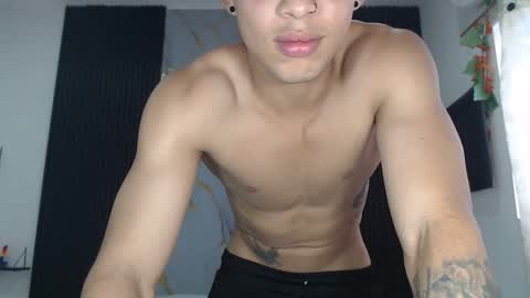 Snapshot of sam_and_mike chatting on 02/17/25, 06:37 sammmikee online show from 02/17/25, 06:37