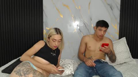 Snapshot of sam_and_mike chatting on 02/25/25, 12:47 sammmikee online show from 02/25/25, 12:47