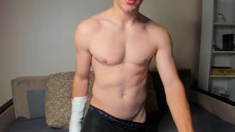 Snapshot of sam_huston18 chatting on 10/09/25, 11:14 BACK IN 2 WEEKS online show from 10/09/25, 11:14