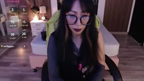 SAM MANSON online show from 12/20/25, 04:03