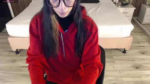 SAM MANSON online show from 05/18/26, 08:58