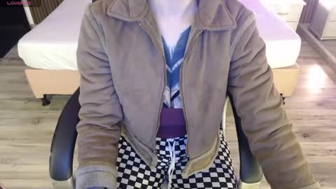 SAM MANSON online show from 06/01/26, 12:18