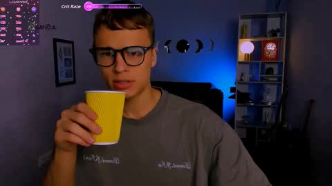 Snapshot of sam_nexor chatting on 10/10/25, 10:36 Sam online show from 10/10/25, 10:36