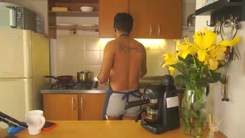 SAMUEL THOMPSON online show from 06/03/26, 09:53