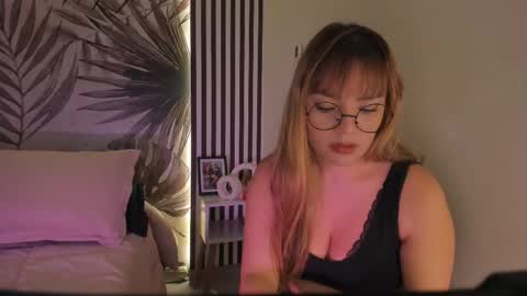 Samaantha  online show from 02/25/26, 11:31