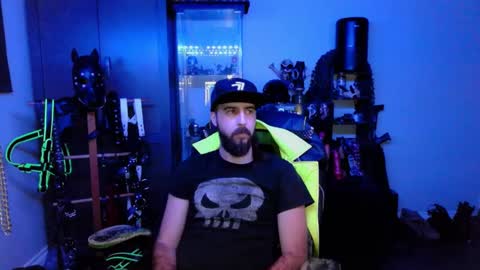 Snapshot of samael069 chatting on 12/29/24, 12:20 samael069 online show from 12/29/24, 12:20