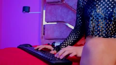 Snapshot of samantaa_liov chatting on 04/30/26, 08:57 samantaa_liov online show from 04/30/26, 08:57