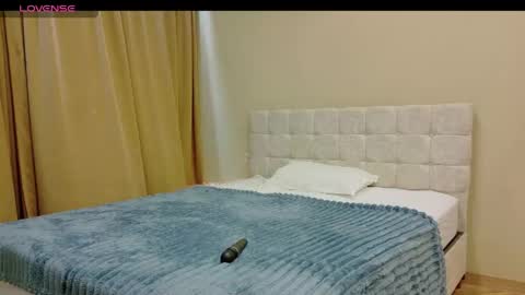 samantamoons1 online show from 04/13/26, 02:39