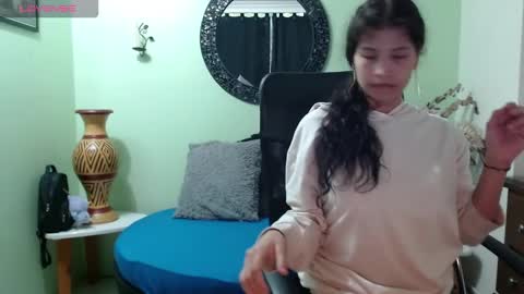 samantaortiz_ online show from 01/06/26, 11:58