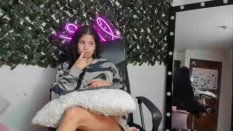 samantaortiz_ online show from 01/15/26, 07:17