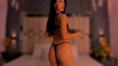 samantavazquez online show from 10/14/25, 11:33