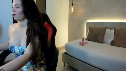 S A M A N T H A online show from 09/25/25, 02:37